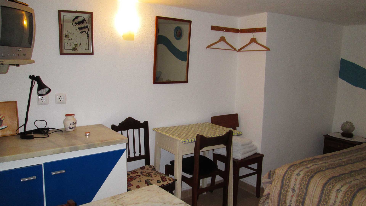 room-08-01-hospedaria-bernardo_ericeira